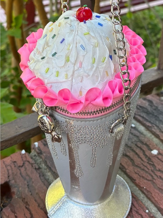Betsey Johnson Handbags - Betsey Johnson Shake it Up Ice Cream milkshake Crossbody Bag